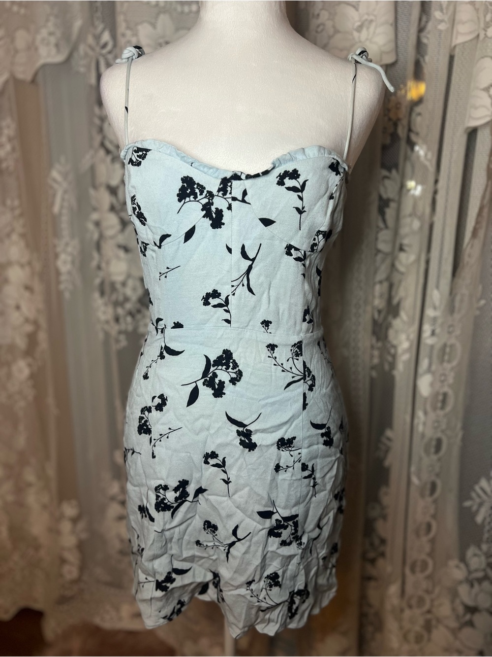 Wilfred Light Blue Floral Tie-Shoulder Mini Dress 4